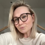 laura hübner | mom